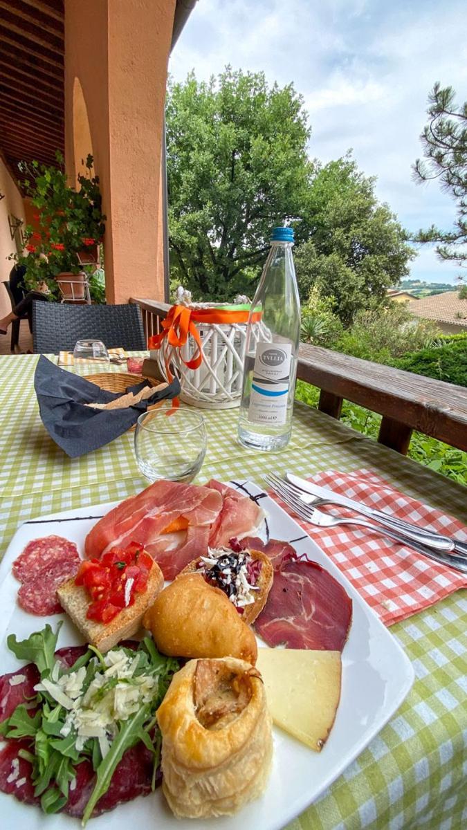 Hotel La Fattoria San Giovanni Di Baiano Kültér fotó